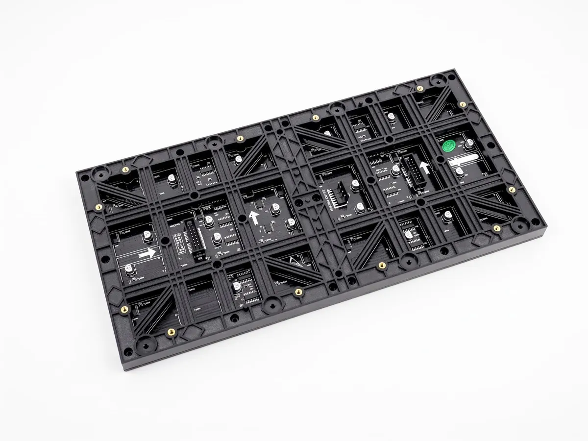Module LED intérieur P1.8 GOB MEGALIGHT – vue arrière, en stock au Maroc